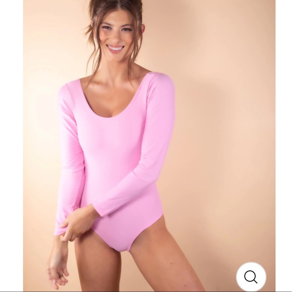 NWT Leveret bodysuit